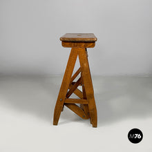Load image into Gallery viewer, Stool ladder in wood, 1930s
