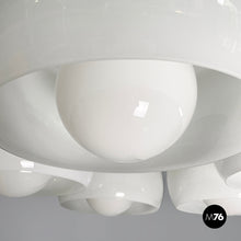 Carica l&#39;immagine nel visualizzatore di Gallery, Chandelier Pentaclinio by Vico Magistretti for Artemide, 1970s
