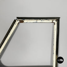 将图片加载到图库查看器，Car door in metal, 1970s
