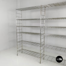 将图片加载到图库查看器，Metal bookcase with three bays, 2000s
