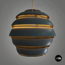 Load image into Gallery viewer, Chandelier Beehive by Alvar Aalto for Valaisinpaja Oy, 1970s
