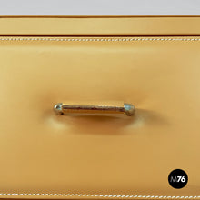 画像をギャラリービューアに読み込む, Chest of drawers in beige leather, 2000s

