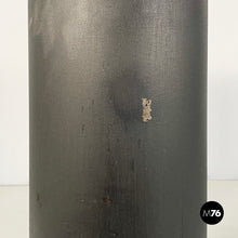 将图片加载到图库查看器，Round umbrella stand in black metal and brass, 1960s
