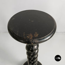 Load image into Gallery viewer, Pedestals in black wood, 1930s
