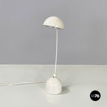 将图片加载到图库查看器，Adjustable table lamp in white metal, 1970s
