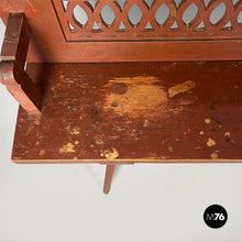 画像をギャラリービューアに読み込む, Bench in red wood, 1930s
