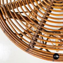 Charger l&#39;image dans la galerie, Round coffee table in rattan, 1960s
