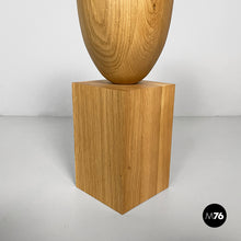 将图片加载到图库查看器，Sculpture in wood, 1990s
