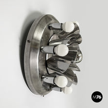 画像をギャラリービューアに読み込む, Applique in steel, 1970s
