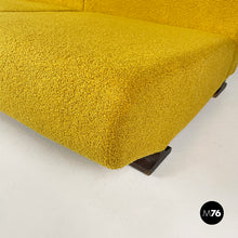 Carica l&#39;immagine nel visualizzatore di Gallery, Three-seater sofa in yellow fabric and black wood, 1970s
