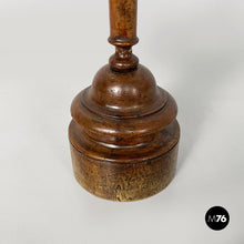 Carica l'immagine nel visualizzatore di Gallery, Wooden doorstop, 1930s
