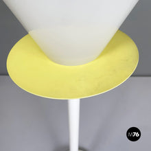 Load image into Gallery viewer, Table lamp in Murano glass and metal, 1980s

