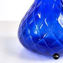 Charger l&#39;image dans la galerie, Red and blue Murano glass vase by Venini, 1990s
