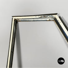 将图片加载到图库查看器，Car door in metal, 1970s
