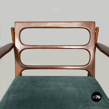 画像をギャラリービューアに読み込む, Green velvet armchairs, 1950s

