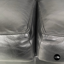 画像をギャラリービューアに読み込む, Sofa LC2 by Le Corbusier, Jeanneret and Perriand for Cassina, 1980s
