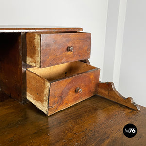 Desk in walnut wood, mid 1800s