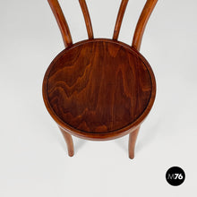 将图片加载到图库查看器，Chairs in wood, 1930s
