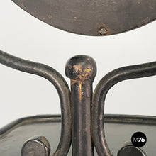 画像をギャラリービューアに読み込む, Black metal console with mirror, late 1800s
