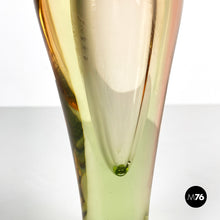 Carica l&#39;immagine nel visualizzatore di Gallery, Green and pink Murano glass vase, 1970s
