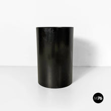 Charger l'image dans la galerie, Wastepaper basket model 4670 by Gino Colombini for Kartell, 1970s
