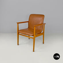 Load image into Gallery viewer, Armchair in wood and brown leather by Anonima Castelli, 1960s
