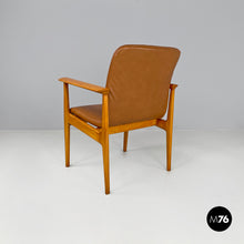 Load image into Gallery viewer, Armchair in wood and brown leather by Anonima Castelli, 1960s
