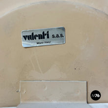 画像をギャラリービューアに読み込む, Wall lamps in plastic and metal by Valenti, 1970s
