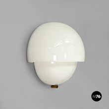 Carica l&#39;immagine nel visualizzatore di Gallery, Wall lamp Mania by Vico Magistretti for Artemide, 1960s
