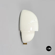 Carica l&#39;immagine nel visualizzatore di Gallery, Wall lamp Mania by Vico Magistretti for Artemide, 1960s
