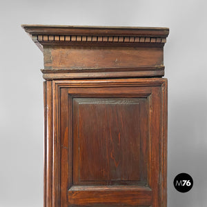 Baroque wardrobe in wood with doors, 1700s