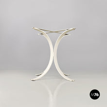 将图片加载到图库查看器，White curved steel base for round top table, 1970s
