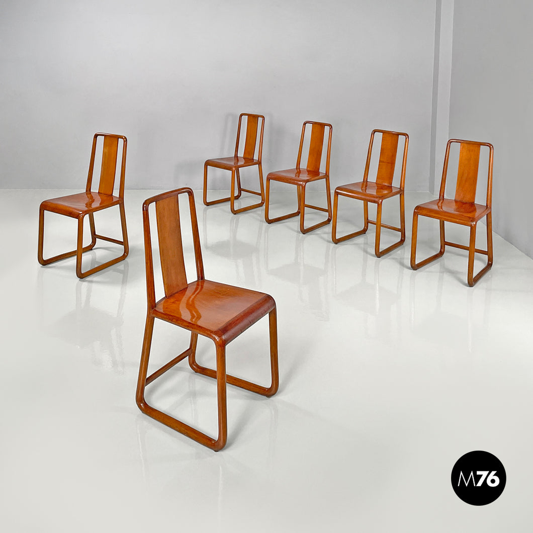 Wooden chairs with rounded structure, 1930s