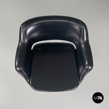 Carica l&#39;immagine nel visualizzatore di Gallery, Black faux leather armchairs Kilta by Olli Mannermaa for Cassina, 1960s
