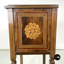 Carica l&#39;immagine nel visualizzatore di Gallery, Wooden bedside tables with inlaid decorations, 1750s
