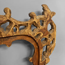 画像をギャラリービューアに読み込む, Frame with golden finish, 1930s
