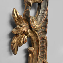 画像をギャラリービューアに読み込む, Frame with golden finish, 1930s
