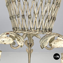 将图片加载到图库查看器，White wrought iron vase holder with floral decorations, 1900s
