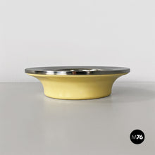 Charger l&#39;image dans la galerie, Metal and plastic ashtray by Gini Colombini for Kartell, 1970s
