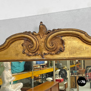 Rectangular wall mirror with spiral decorated frame, 1850s