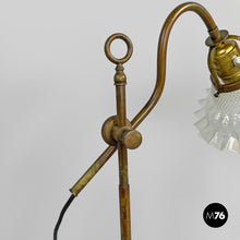 将图片加载到图库查看器，Brass and glass table lamp, early 1900s
