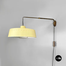 Charger l&#39;image dans la galerie, Adjustable wall lamp in brass and metal, 1950s
