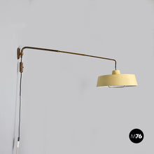 Charger l&#39;image dans la galerie, Adjustable wall lamp in brass and metal, 1950s

