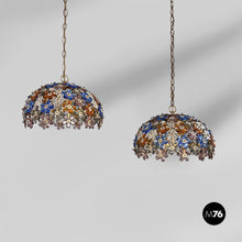 将图片加载到图库查看器，Glass and metal chandeliers, 1960s
