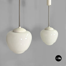 Carica l&#39;immagine nel visualizzatore di Gallery, White glass opaline chandeliers, 1970s
