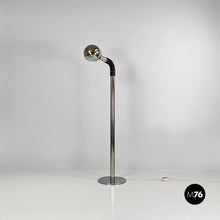 画像をギャラリービューアに読み込む, Adjustable chromed steel and black plastic floor lamp, 1970s
