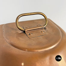 将图片加载到图库查看器，Naval navigation lantern in copper with Fresnel lens, 1950s
