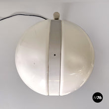 画像をギャラリービューアに読み込む, White table lamp by Stilnovo, 1960s
