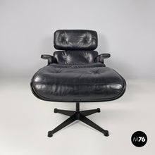 画像をギャラリービューアに読み込む, Black leather and metal armchair and pouf 670 671 by Charles and Ray Eames for ICF, 1970s
