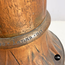 将图片加载到图库查看器，Amphora by Virgilio Bono, 1960s.
